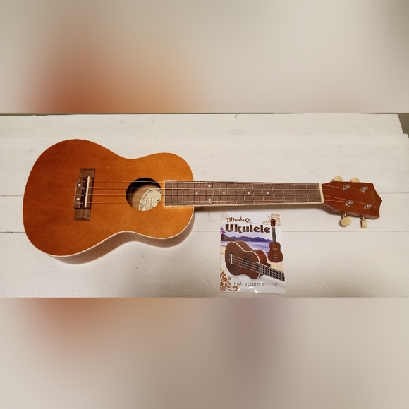 Mitchell Ukulele New in Box - Picture 6 of 9